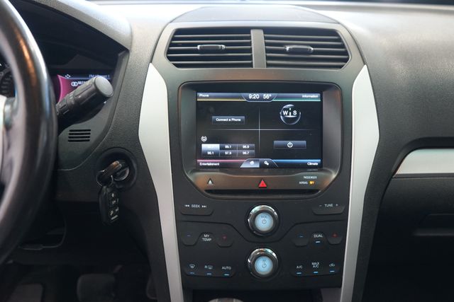 Thumbnail: 2014 Ford Explorer - 8