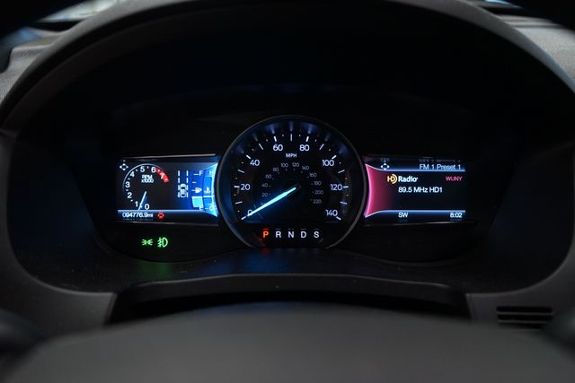 Thumbnail: 2019 Ford Explorer - 8