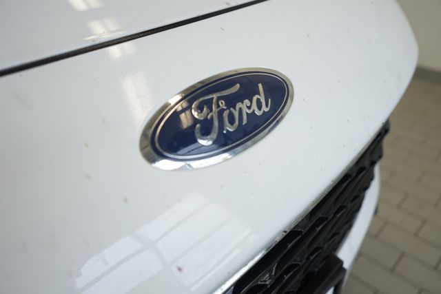 Thumbnail: 2021 Ford Escape - 21