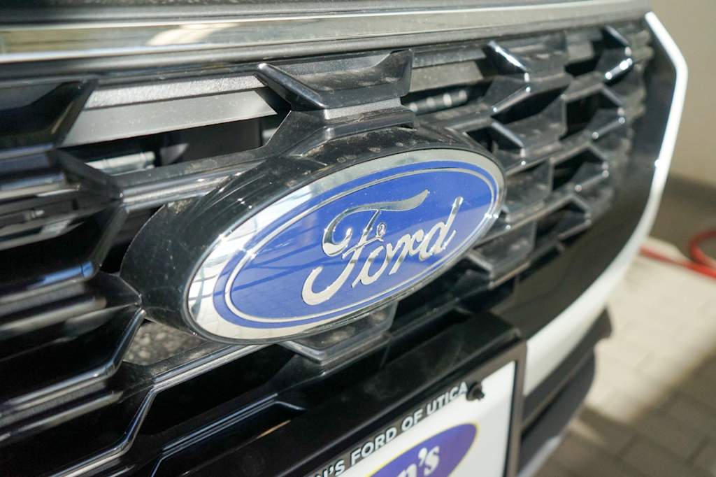 Thumbnail: 2025 Ford Escape - 19