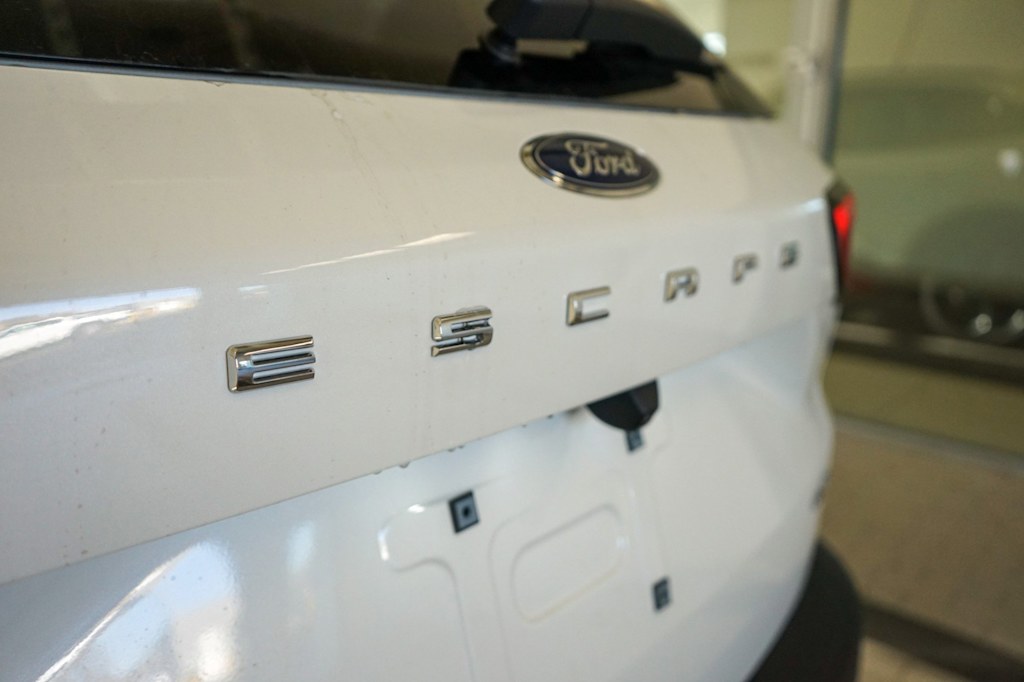 Thumbnail: 2025 Ford Escape - 6