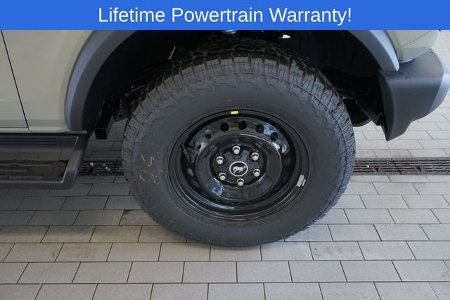 Thumbnail: 2026 Ford Bronco - 8