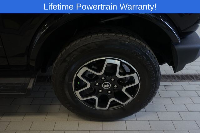 Thumbnail: 2026 Ford Bronco - 8