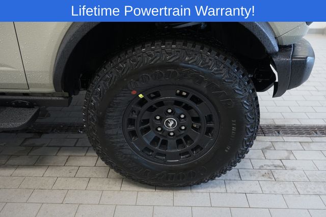 Thumbnail: 2026 Ford Bronco - 7