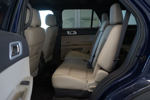 Thumbnail: 2011 Ford Explorer - 29