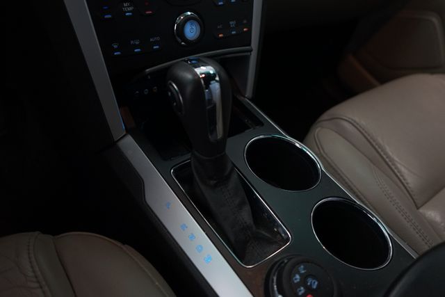 Thumbnail: 2011 Ford Explorer - 14