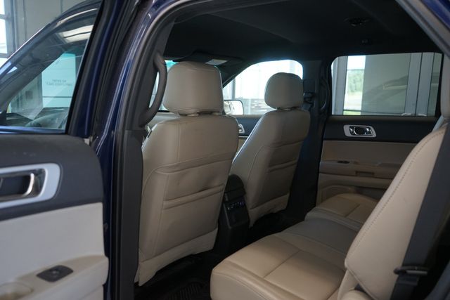 Thumbnail: 2011 Ford Explorer - 12