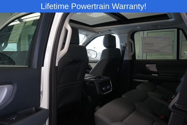 Thumbnail: 2026 Ford Expedition - 12