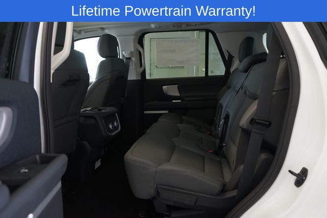 Thumbnail: 2026 Ford Expedition - 33