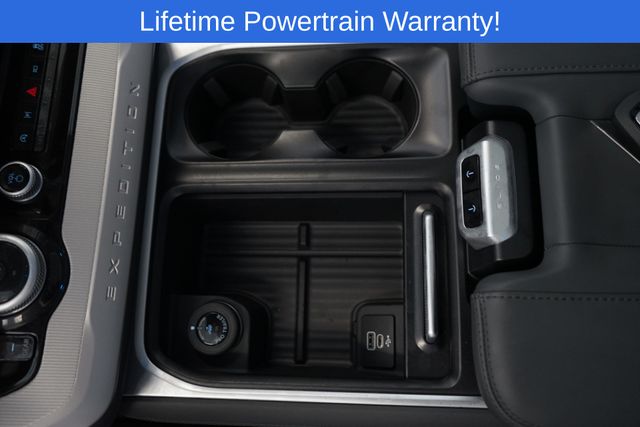 Thumbnail: 2026 Ford Expedition - 31