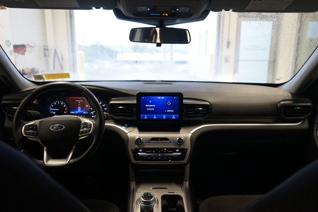 Thumbnail: 2021 Ford Explorer - 9