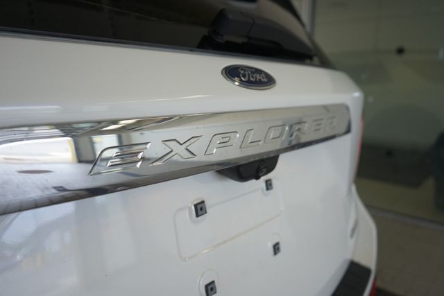 Thumbnail: 2023 Ford Explorer - 6