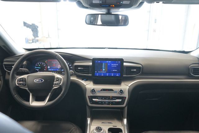 Thumbnail: 2023 Ford Explorer - 8