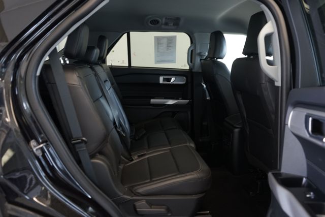 Thumbnail: 2023 Ford Explorer - 33