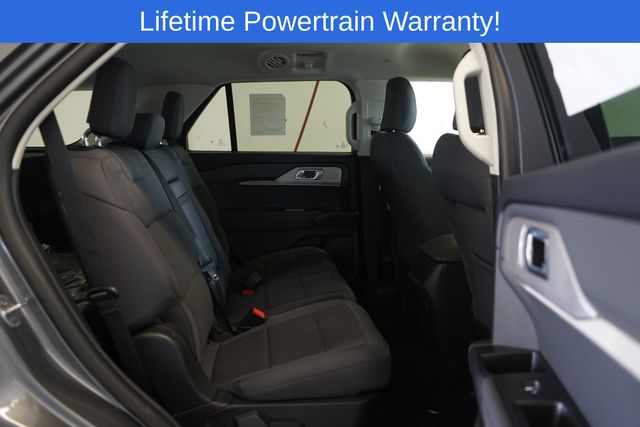 Thumbnail: 2026 Ford Explorer - 24