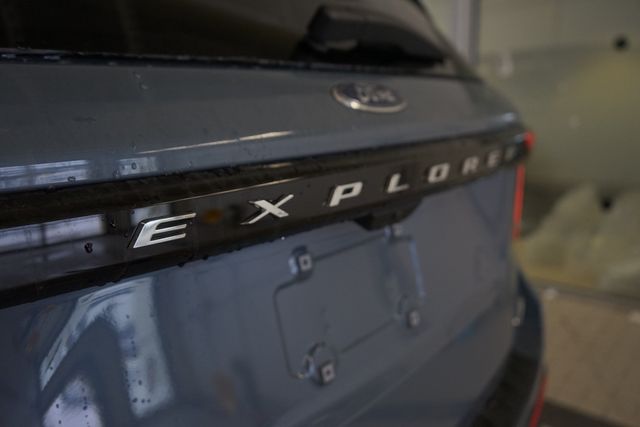 Thumbnail: 2026 Ford Explorer - 7