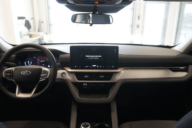 Thumbnail: 2026 Ford Explorer - 9