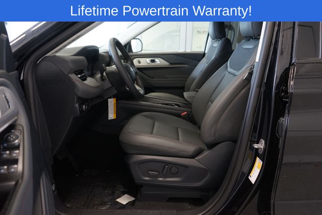 Thumbnail: 2026 Ford Explorer - 10