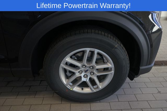 Thumbnail: 2026 Ford Explorer - 8