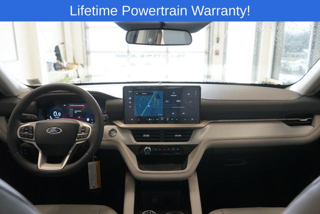 Thumbnail: 2026 Ford Explorer - 9