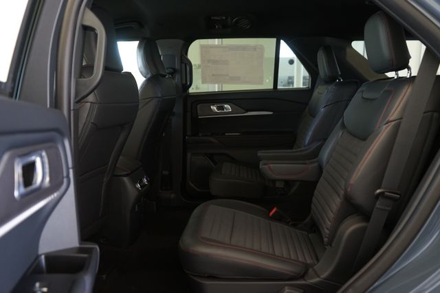 Thumbnail: 2025 Ford Explorer - 31