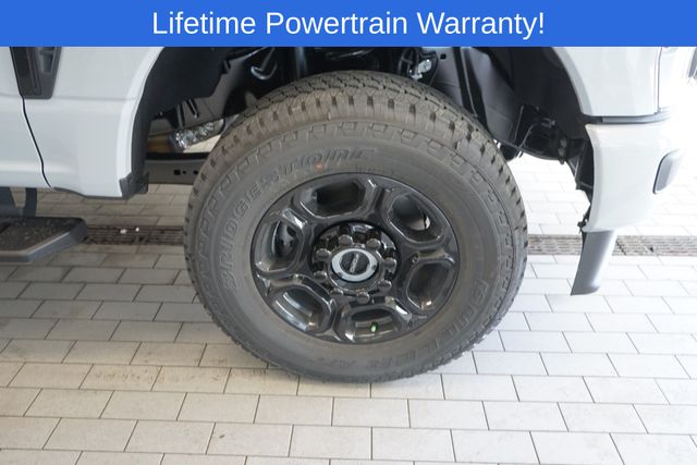 Thumbnail: 2026 Ford F-350 - 8
