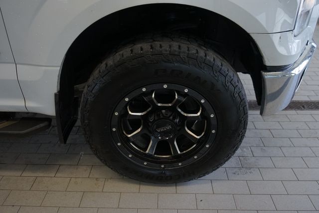 Thumbnail: 2017 Ford F-150 - 8