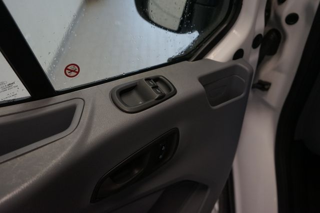 Thumbnail: 2018 Ford Transit Series - 26