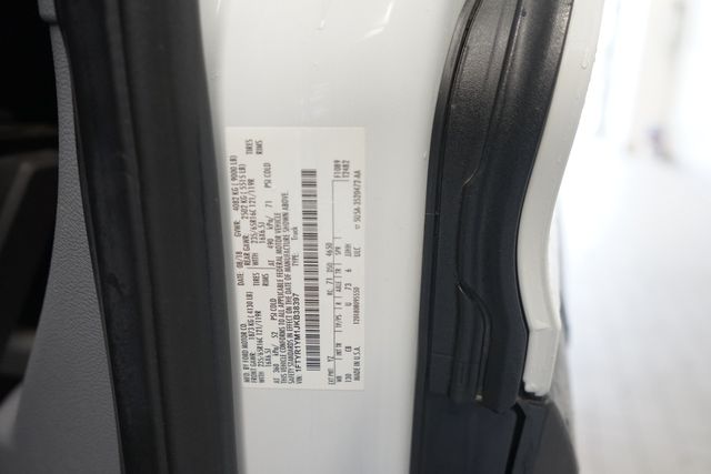 Thumbnail: 2018 Ford Transit Series - 15