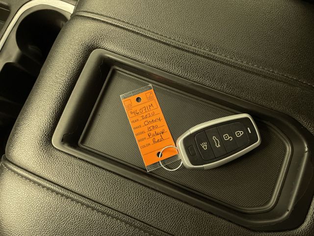 Thumbnail: 2020 Chevrolet Silverado 1500 - 16