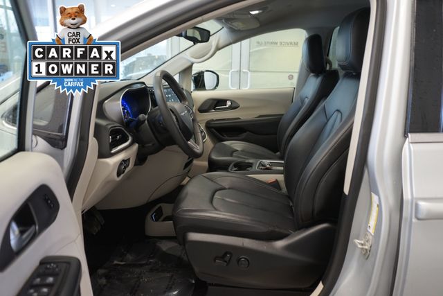 Thumbnail: 2024 Chrysler Pacifica - 10