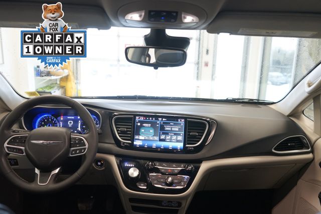 Thumbnail: 2024 Chrysler Pacifica - 9