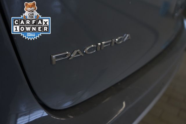 Thumbnail: 2022 Chrysler Pacifica - 6