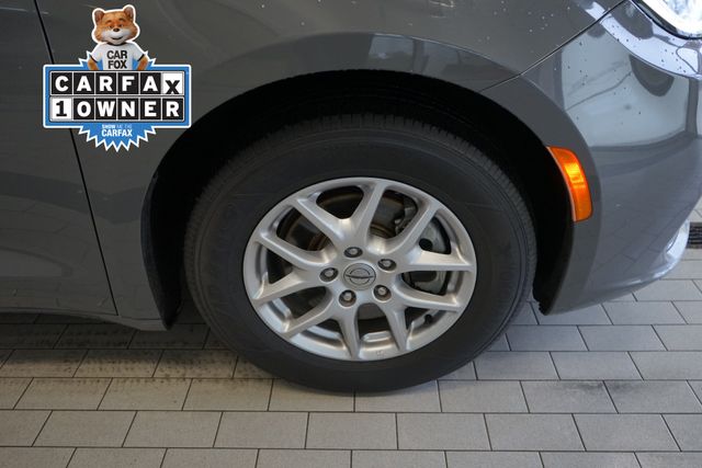 Thumbnail: 2022 Chrysler Pacifica - 7