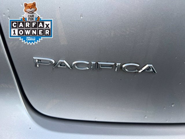Thumbnail: 2017 Chrysler Pacifica - 7