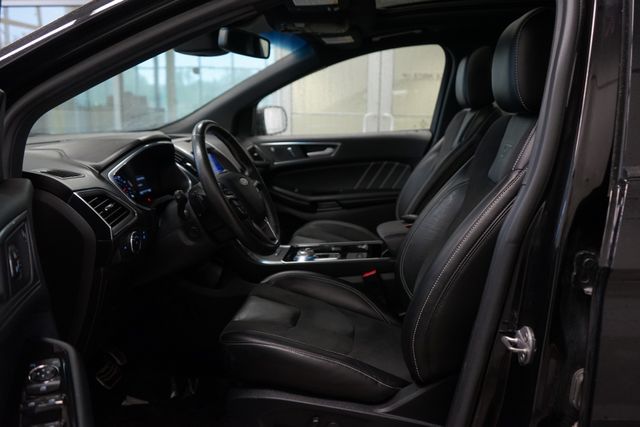Thumbnail: 2020 Ford Edge - 10