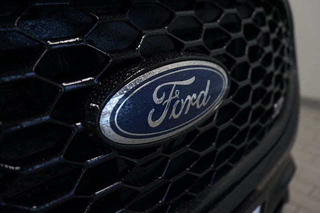 Thumbnail: 2020 Ford Edge - 28
