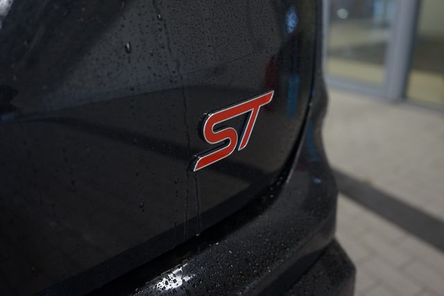 Thumbnail: 2020 Ford Edge - 24