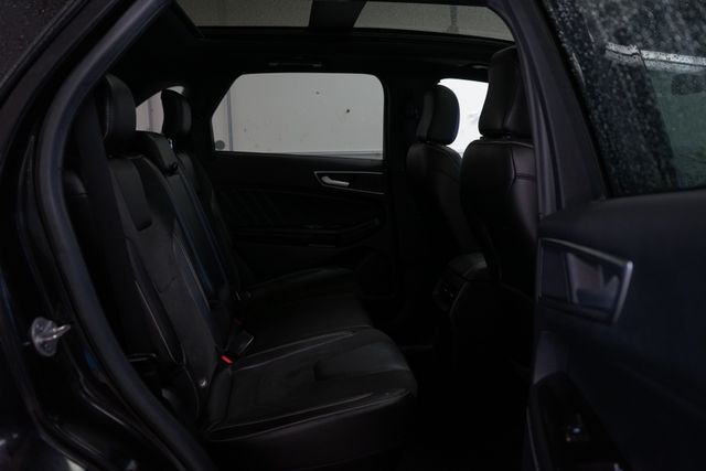 Thumbnail: 2020 Ford Edge - 33