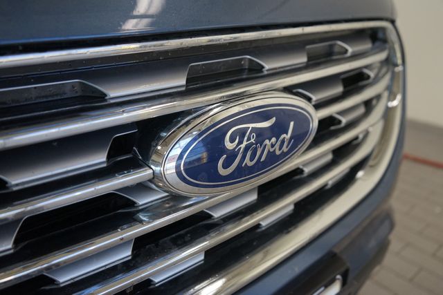 Thumbnail: 2019 Ford Edge - 21