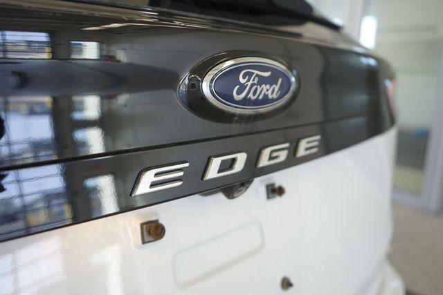 Thumbnail: 2022 Ford Edge - 23