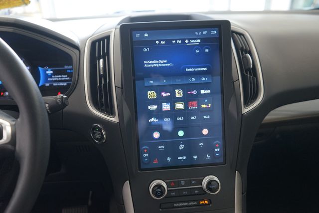Thumbnail: 2023 Ford Edge - 8