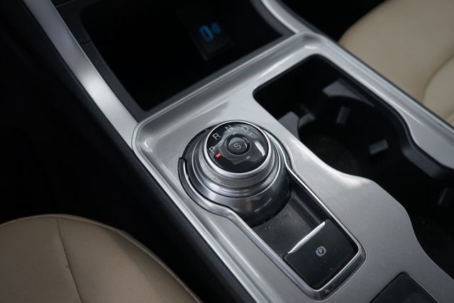 Thumbnail: 2023 Ford Edge - 9
