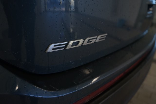Thumbnail: 2016 Ford Edge - 6