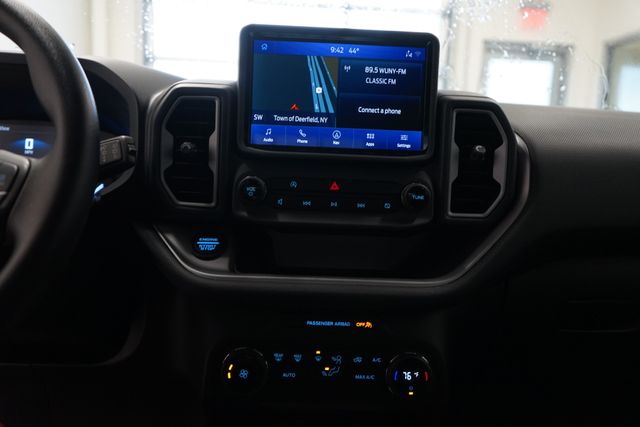 Thumbnail: 2021 Ford Bronco Sport - 13