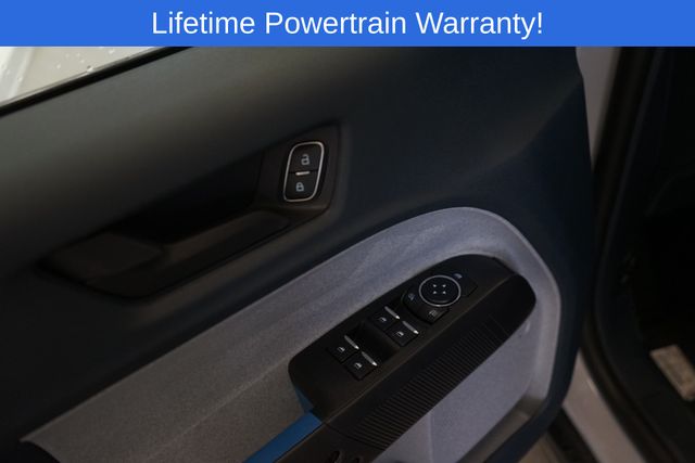 Thumbnail: 2025 Ford Maverick - 30