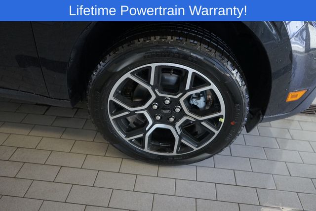 Thumbnail: 2026 Ford Maverick - 26