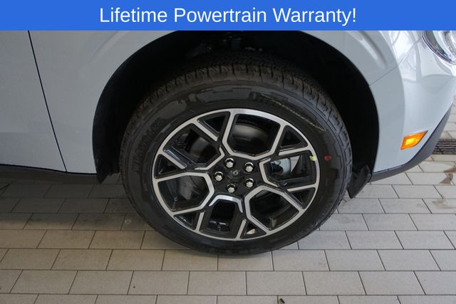 Thumbnail: 2026 Ford Maverick - 25