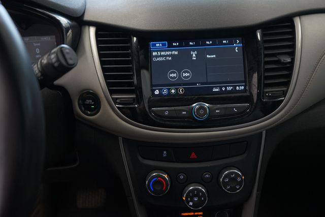 Thumbnail: 2018 Chevrolet Trax - 12