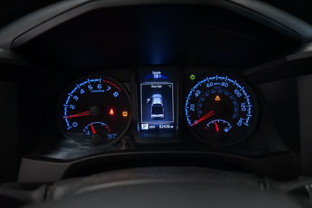 Thumbnail: 2021 Toyota Tacoma - 9